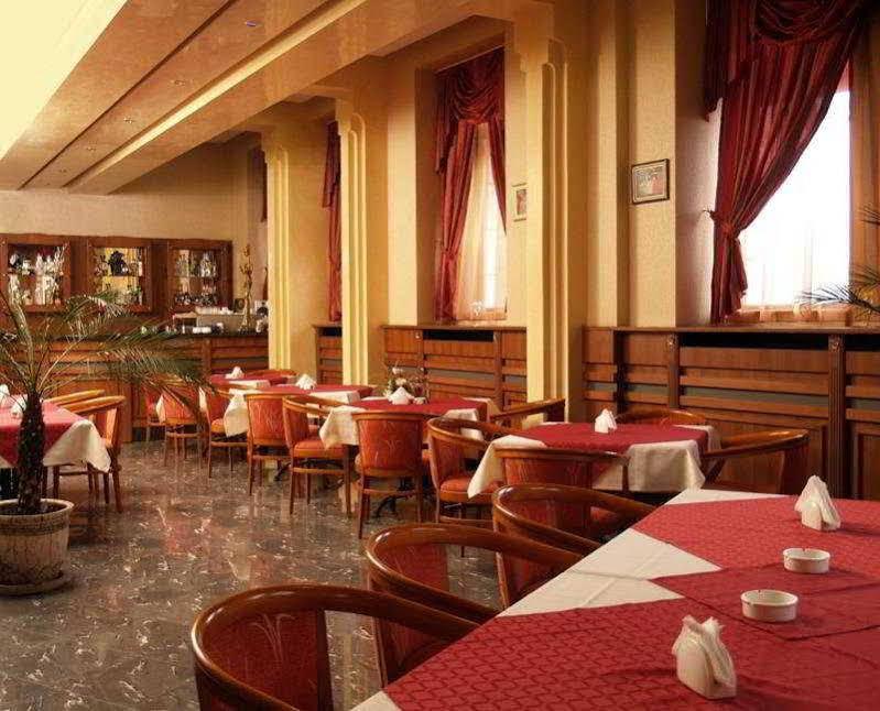 Maxim Boutique Hotel Szófia Kültér fotó